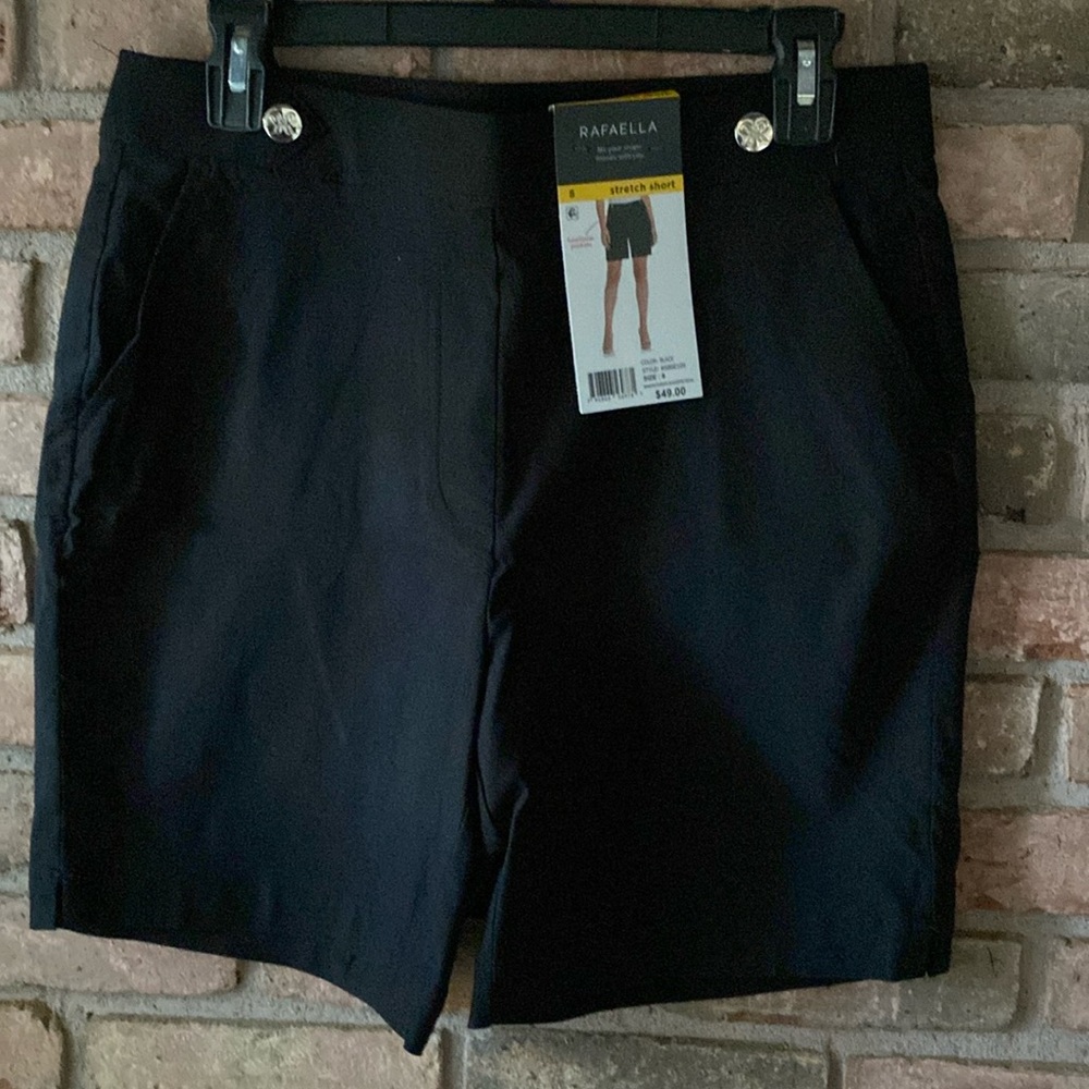 Rafaella Black Flat Front Stretch Shorts Size 8 NWT